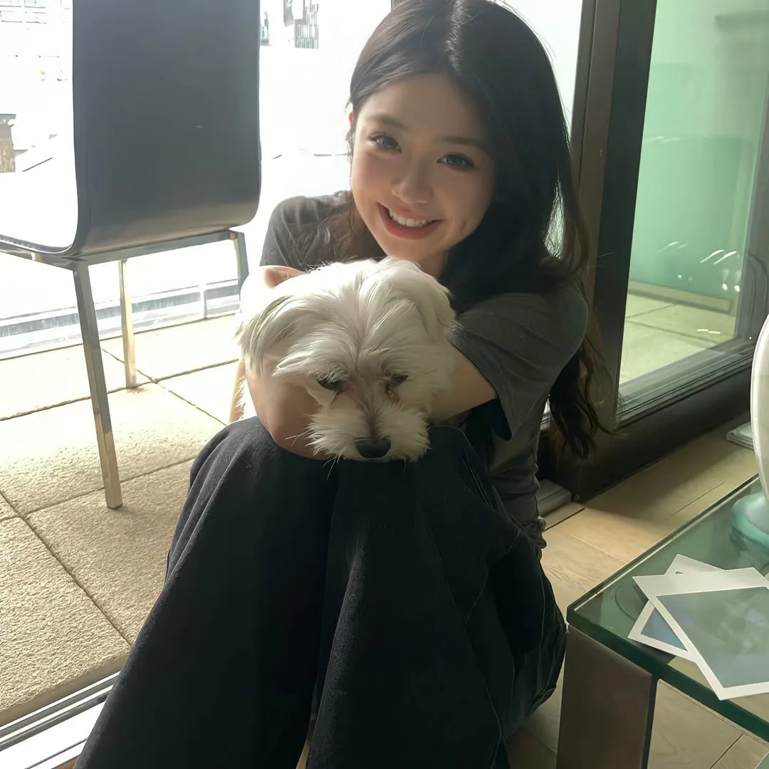 左撇子女人